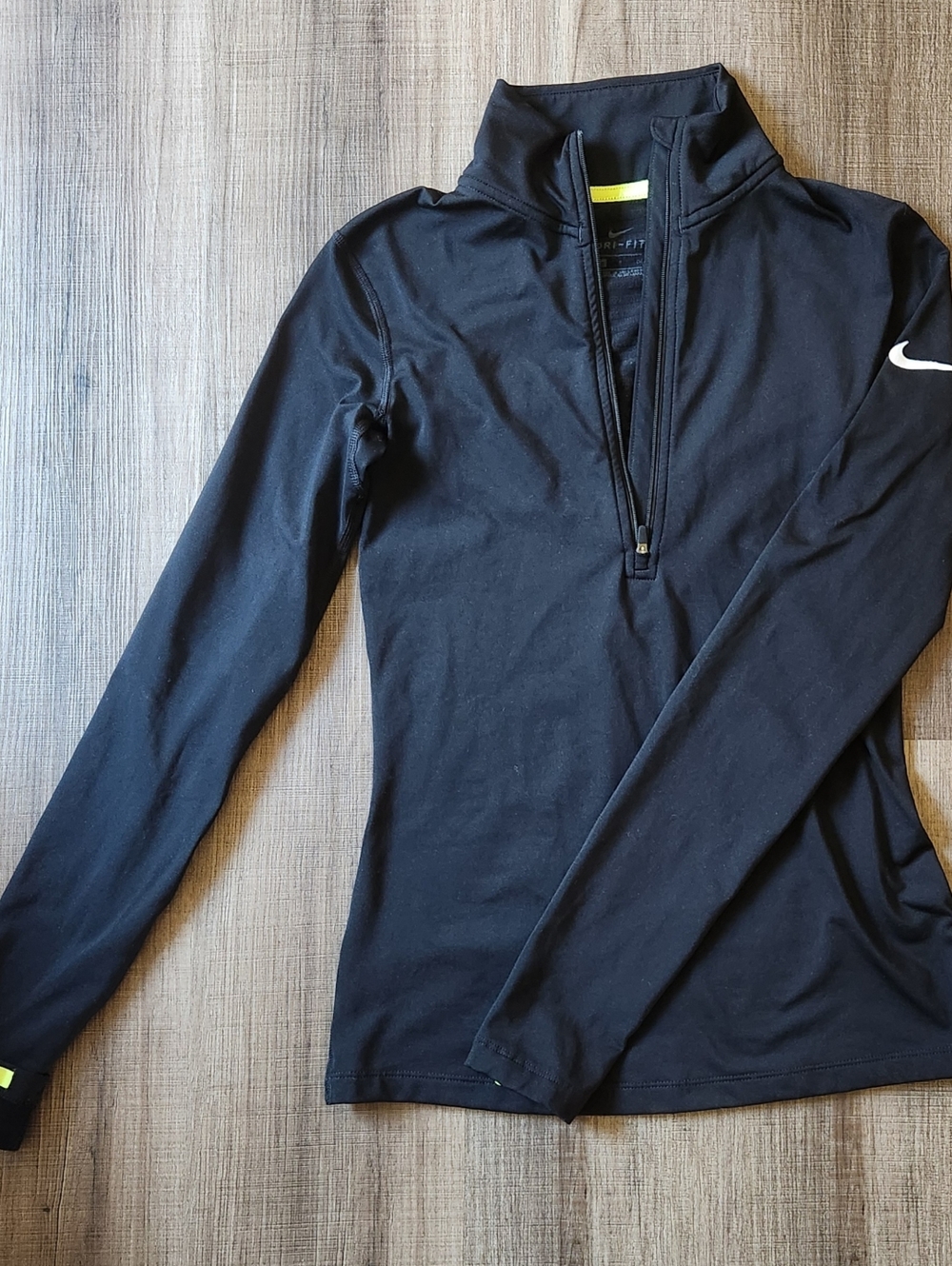 Nike Dri Fit Small